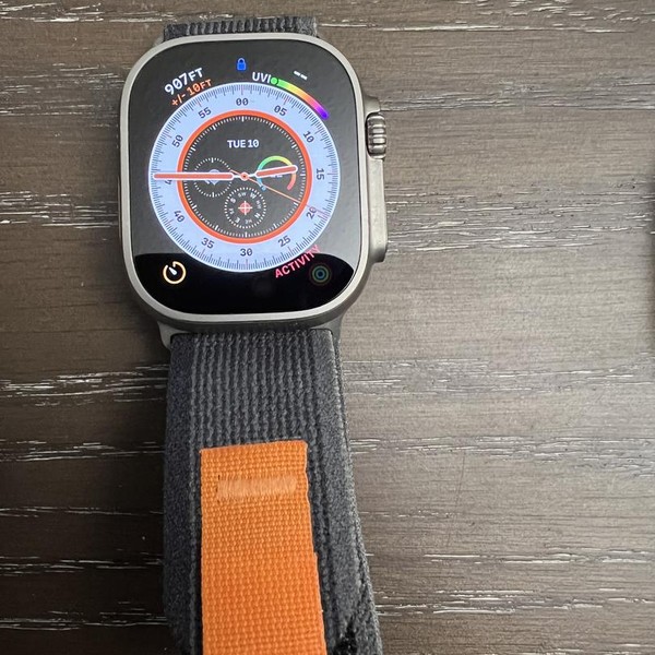 Apple Watch Ultra 49mm - Unlocked, Titanium, A2622