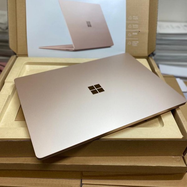 Microsoft Surface Laptop 4 - 512 GB, Sandstone, 8 GB, Intel Core i5, 13.5 inch