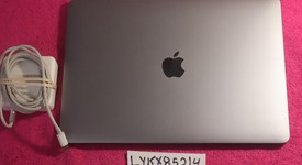 Good
													MacBook Pro 2020 - 13" - I5, Silver, 256 GB, 16 GB, photo 1 of 11