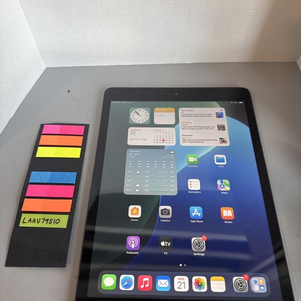 Apple iPad 9th Gen - Wi-Fi, Gray, 256 GB, A2602