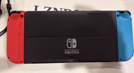 Mint
													Nintendo Switch - OLED - Red & Blue, 64 GB, photo 3 of 7