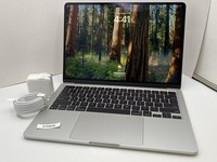 MacBook Air 2025 (M4) - 13"