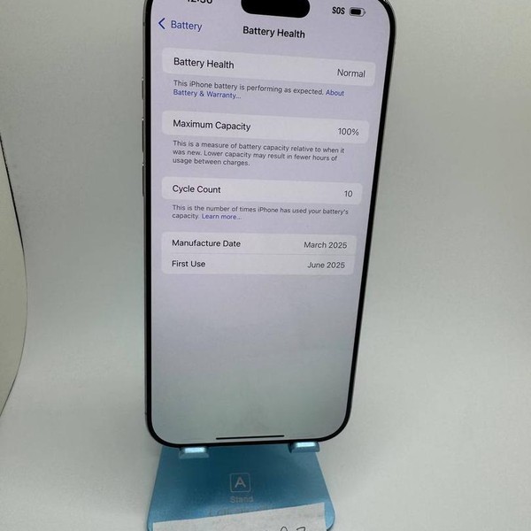 Apple iPhone 16 Pro Max - Spectrum, 256 GB, Natural, A3084