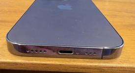 Good
													Apple iPhone 14 Pro - AT&T, Purple, 256 GB, A2650, photo 5 of 7