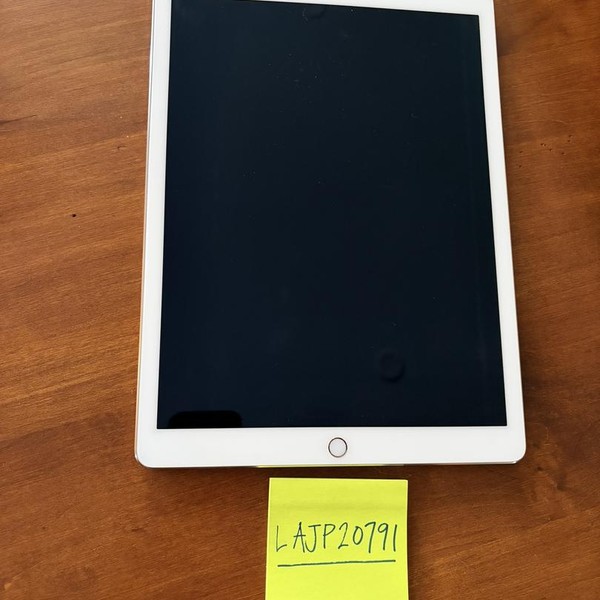 Apple iPad Pro 12.9 inch 1st Gen 2015 - Unlocked, 128 GB, Silver, A1652, 1st Gen 2015