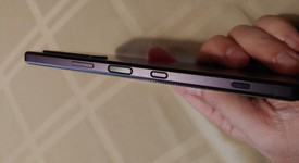Good
													Sony Xperia 1 III - Unlocked, Purple, 256 GB, 12 GB, photo 5 of 11