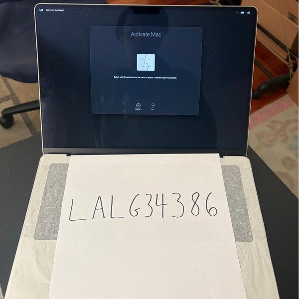 MacBook Pro 2026 - 14 inch (M5) - 512 GB, Silver, 16 GB, Apple M5, Standard Display