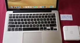 Good
													MacBook Pro 2015 (Retina) - 13" - Silver, 128 GB, 8 GB, photo 3 of 22