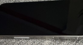 Mint
													Apple iPhone 15 Pro - Unlocked, White, 128 GB, A2848, photo 3 of 8