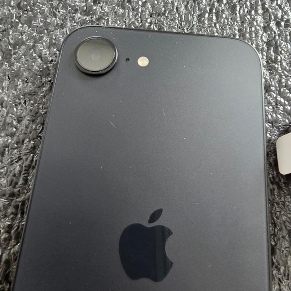 Apple iPhone 16e - Cricket, 128 GB, Black, A3212