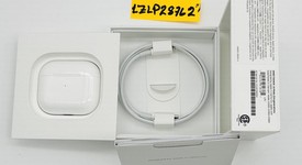 Used
													Apple AirPods 3rd Gen - MagSafe Case, photo 5 of 11