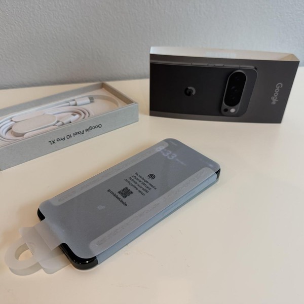 Google Pixel 10 Pro XL - Unlocked, 256 GB, Obsidian, GUL82