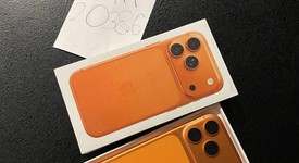 Mint
													Apple iPhone 17 Pro Max - Xfinity, Cosmic Orange, 2 TB, A3257, photo 1 of 7