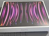 Apple iPad Pro 12.9" 6th Gen 2022