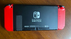 Good
													Nintendo Switch - Red, 32 GB, photo 2 of 5