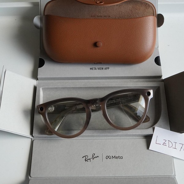 Meta Ray-Bans Headliner - Warm Stone, Low Bridge