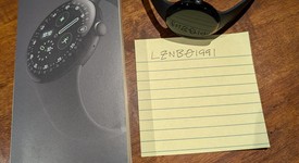 Mint
													Google Pixel Watch 4 - Wi-Fi, Black, 45mm, photo 2 of 4