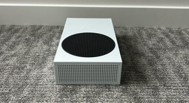 Mint
													Xbox Series S (2020) - White, 512 GB, photo 4 of 7