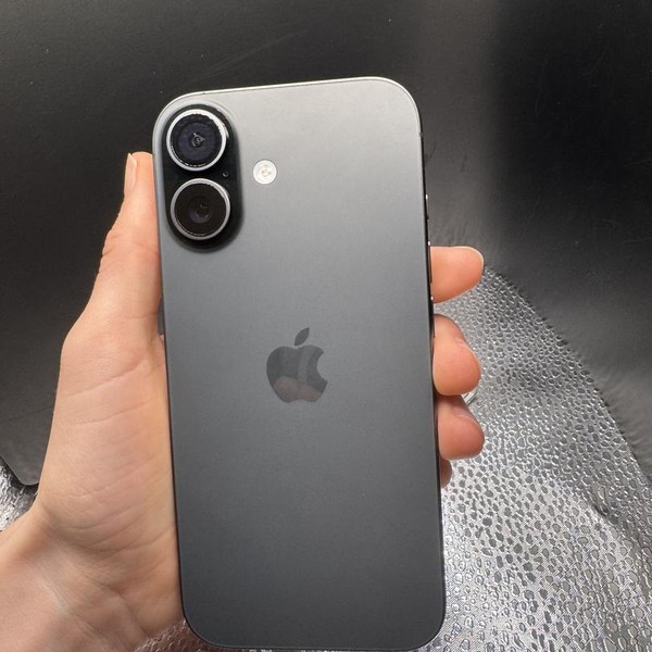 Apple iPhone 17 - AT&T, 256 GB, Black, A3258