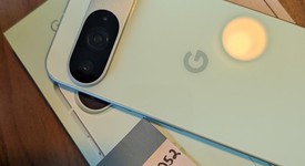 Good
													Google Pixel 9 - Unlocked, Wintergreen, 128 GB, 12 GB, G2YBB, photo 2 of 10