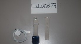 Mint
													Apple Watch SE 2nd Gen 40mm - Unlocked, Silver, A2726 - Cellular, Aluminum, photo 1 of 6