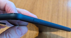 Mint
													Google Pixel 4 XL - Verizon, Black, 64 GB, 6 GB, G020J, photo 5 of 13