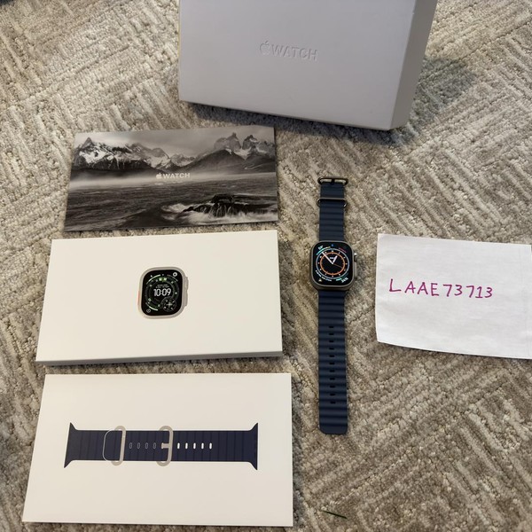 Apple Watch Ultra 3 49mm - Unlocked, Natural, A3281