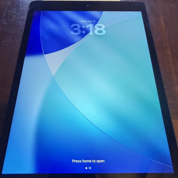 Apple iPad 9th Gen - Unlocked, 64 GB, Gray, A2603