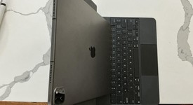 Mint
													Apple iPad Pro 12.9" 5th Gen 2021 - Unlocked, Gray, 128 GB, photo 4 of 4