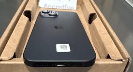 Mint
													Apple iPhone 15 - Unlocked, Black, 128 GB, A2846, photo 3 of 7