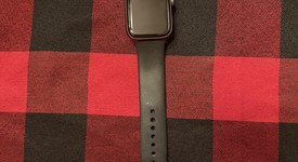 Good
													Apple Watch Series 5 44mm - Gray, A2093 - GPS, Aluminum, photo 2 of 8