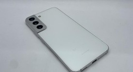 Fair
													Samsung Galaxy S22 - Unlocked, White, 256 GB, 8 GB, SM-S901U1, photo 2 of 5