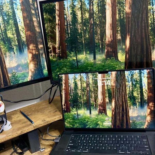 MacBook Pro Late 2023 (M3) - 16 inch - 512 GB, Black, 18 GB, Apple M3 Pro 12-core, 18-core GPU