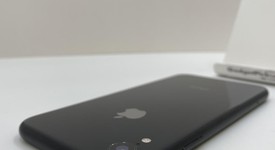 Good
													Apple iPhone Xr - Unlocked, Black, 64 GB, A1984, photo 5 of 5