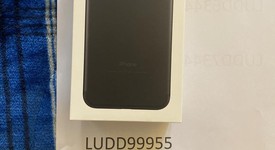 New
													Apple iPhone 7 - Metro by T-Mobile, Black, 32 GB, A1660, photo 1 of 2
