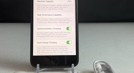 Good
													Apple iPhone SE 3rd Gen 2022 - Unlocked, Midnight, 128 GB, A2595, photo 3 of 13