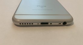 Good
													Apple iPhone 6S - AT&T, Silver, 16 GB, A1633, photo 4 of 6