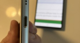 Mint
													Apple iPod Touch 6th Gen - Wi-Fi, Silver, 16 GB, photo 5 of 8