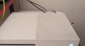 Fair
													Xbox One S (2016) - White, 500 GB, photo 1 of 6