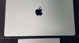 Good
													MacBook Pro Late 2023 (M3) - 16" - Apple M3 Pro 12-core, Silver, 512 GB, 18 GB, 18-core GPU, photo 3 of 8