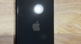 Good
													Apple iPhone SE 2nd Gen 2020 - Unlocked, Black, 64 GB, A2275, photo 3 of 4