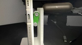 Good
													Apple iPad Mini 7th Gen - Unlocked, Starlight, 256 GB, A2995, photo 3 of 17