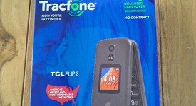 Mint
													TCL Flip Phone, photo 2 of 8