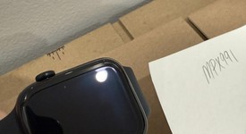 Mint
													Apple Watch SE 2nd Gen 44mm - Unlocked, Midnight, A2727 - Cellular, Aluminum, photo 3 of 7