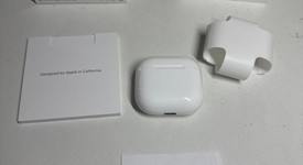 Used
													Apple AirPods 4th Gen - Standard, photo 1 of 3