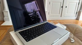 Good
													MacBook Pro 2021 - 14" - Apple M1 Pro 8-core, Silver, 512 GB, 16 GB, photo 2 of 9