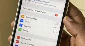 Good
													Apple iPhone Xr - Unlocked, White, 128 GB, A1984, photo 3 of 15