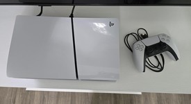 Mint
													PlayStation 5 Slim Standard Edition (2023) - White, 1 TB, photo 2 of 8