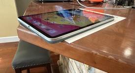 Good
													Apple iPad Pro 11" 4th Gen 2022 - AT&T, Silver, 256 GB, photo 2 of 8