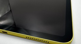 Mint
													Apple iPad 11th Gen - Wi-Fi, Yellow, 256 GB, A3354, photo 2 of 11